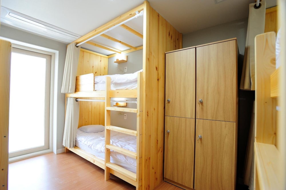 hannah guest house hostel