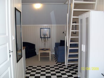 Toldgaarden Gjestegaard,Vestfold>>Larvik,0 star