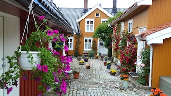 Toldgaarden Gjestegaard,Vestfold>>Larvik,0 star