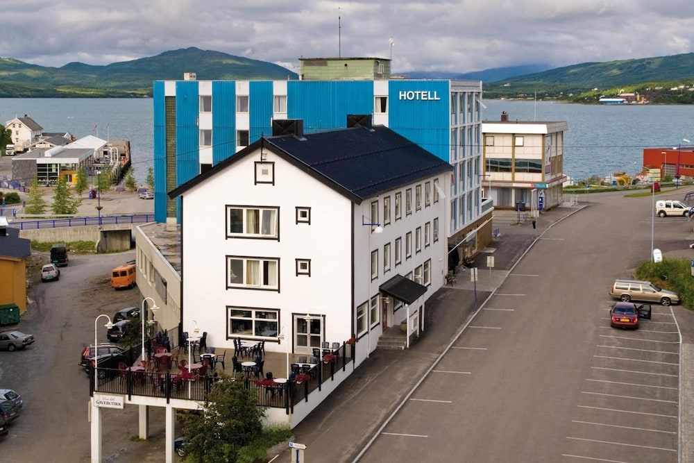 comfort hotel finnsnes