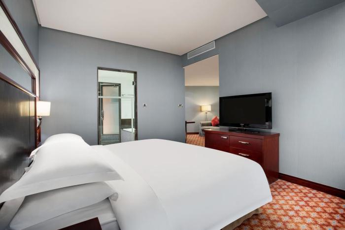 crowne plaza wuxi city center by ihg