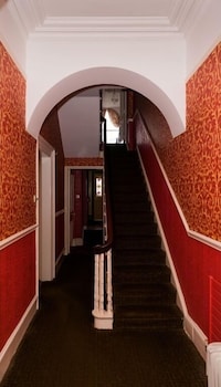 ivyleigh house adults only