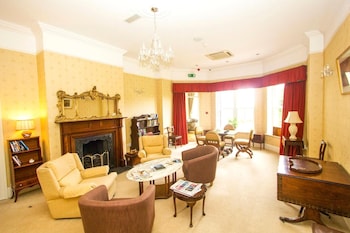 emlagh country house adults only