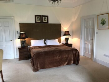 emlagh country house adults only