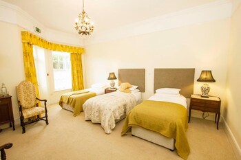 emlagh country house adults only
