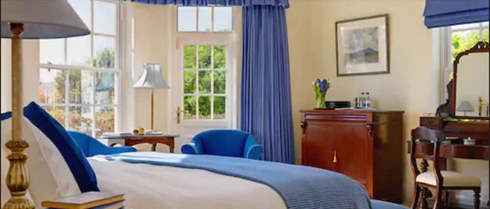 emlagh country house adults only