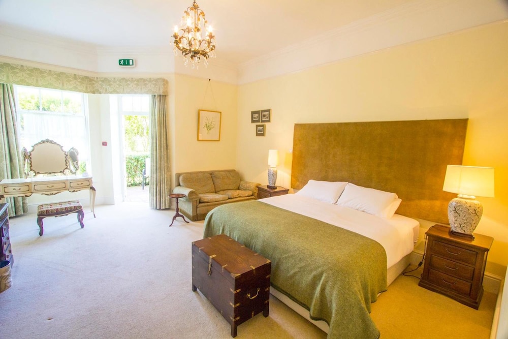 emlagh country house adults only
