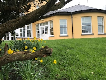 emlagh country house adults only