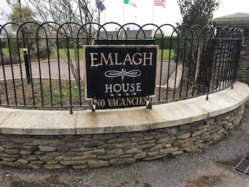 emlagh country house adults only