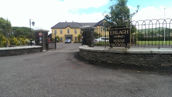 emlagh country house adults only