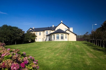 emlagh country house adults only