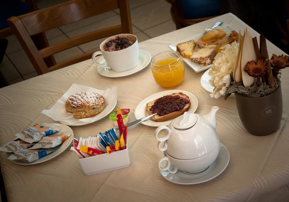 aerhotel phelipe adults only