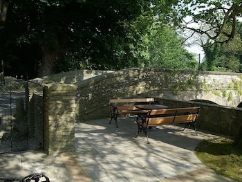 Flynns Of Termonfeckin,Dublin>>Drogheda,3 star