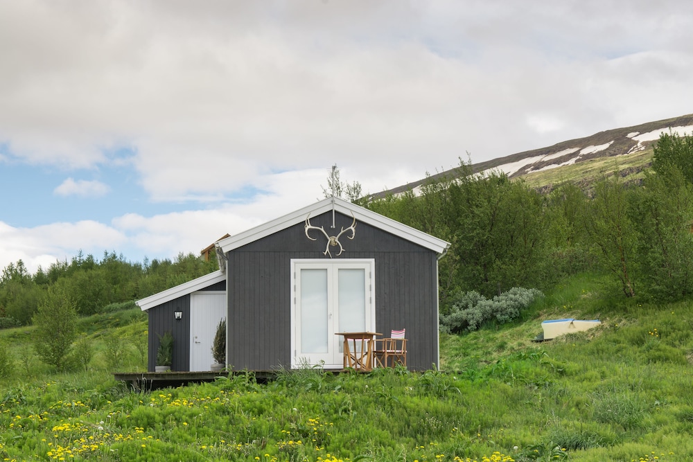 viking cottages and apartments