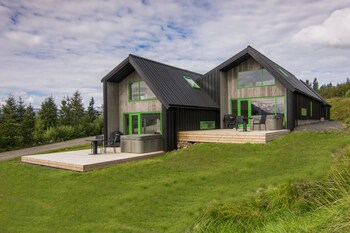 viking cottages and apartments