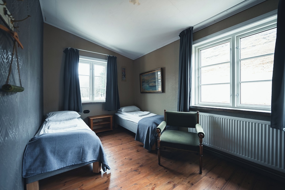 wilderness center obygg asetur islands