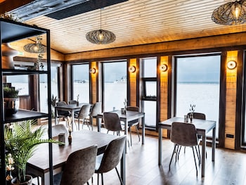 lighthouse inn