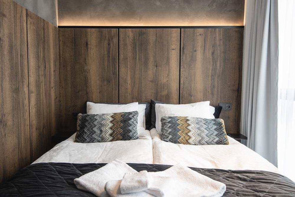 b14 apartments and rooms