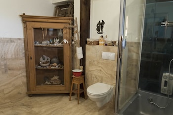 ravens bed and breakfast