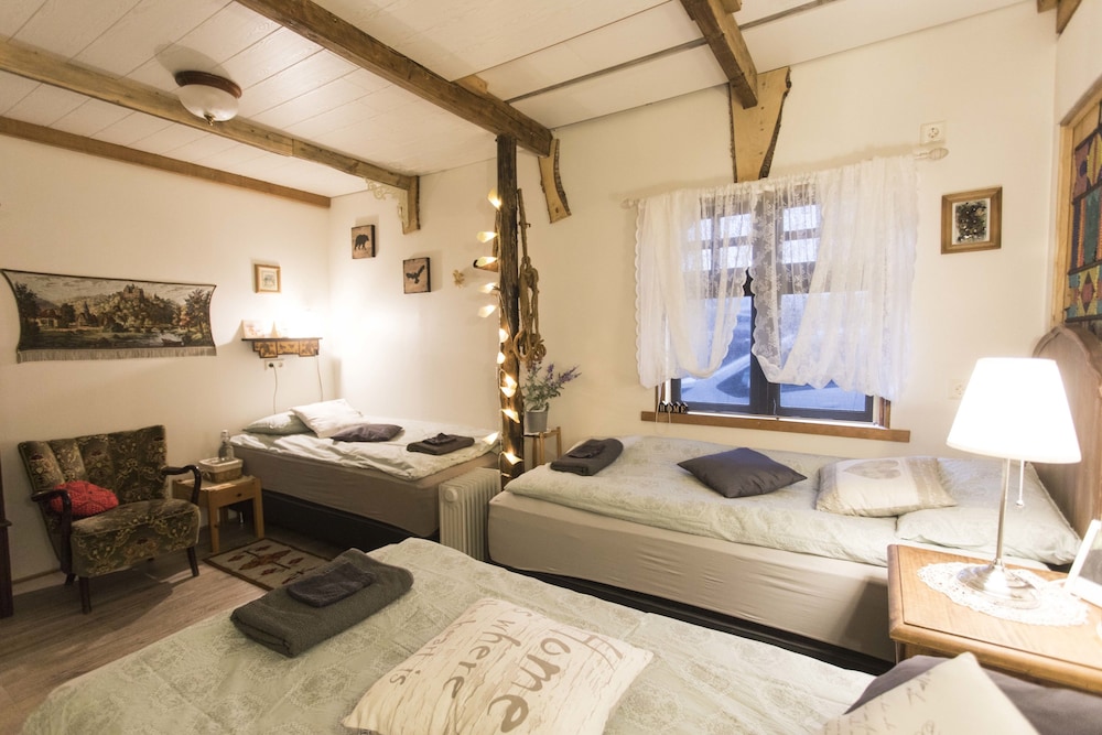 ravens bed and breakfast