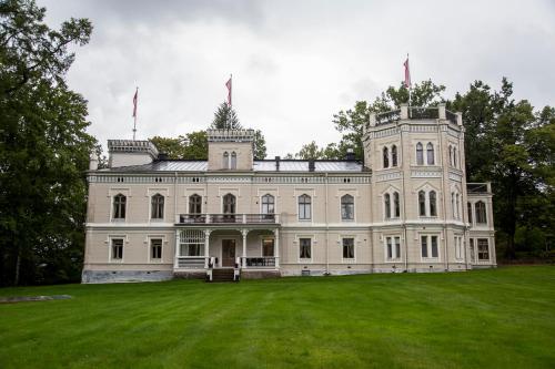 kartanohotelli karhulan hovi