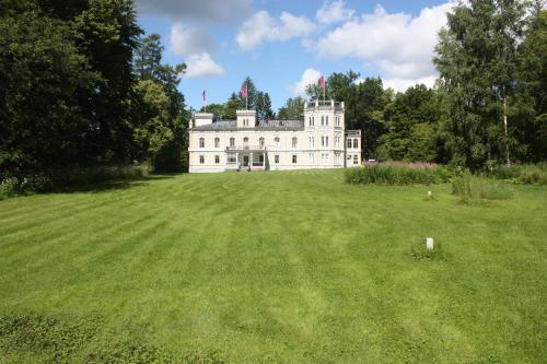 kartanohotelli karhulan hovi