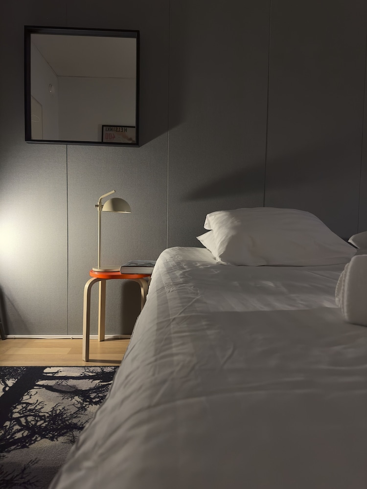 the rooms airport 20rooms