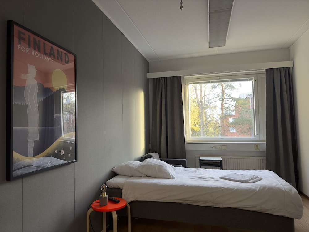 the rooms airport 20rooms
