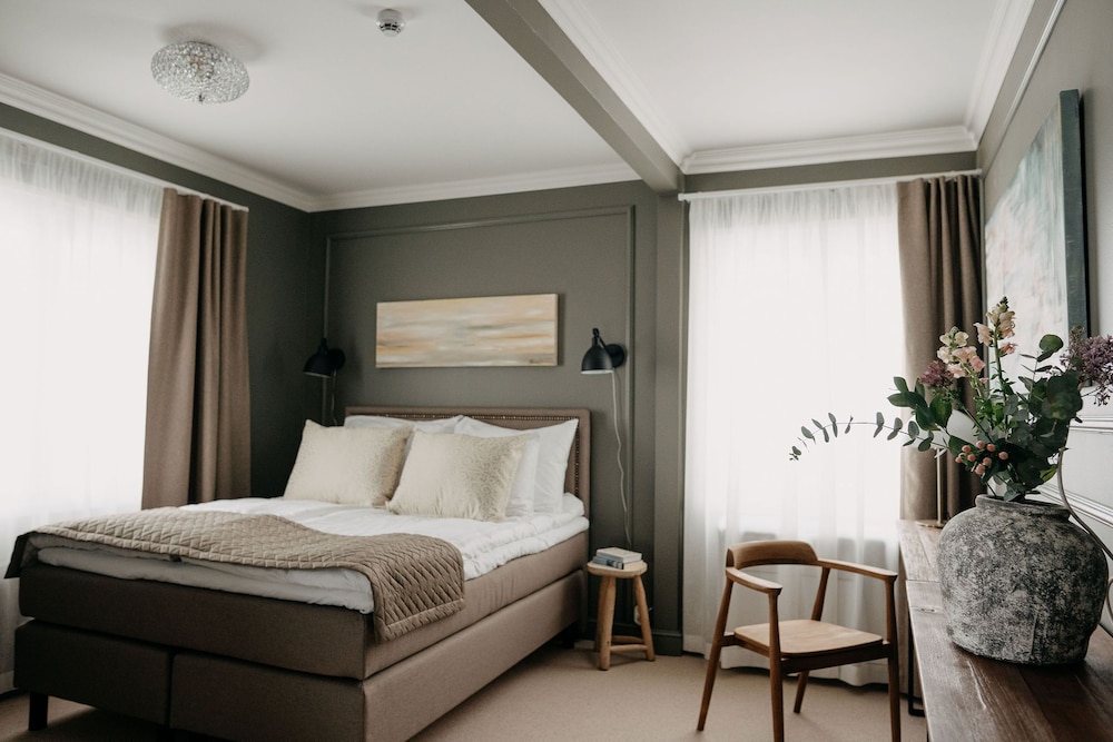 lillan hotel and kok