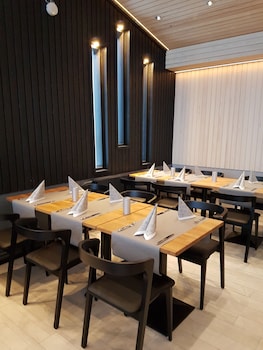 santas igloos arctic circle