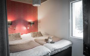 santas igloos arctic circle