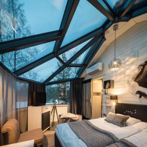 santas igloos arctic circle