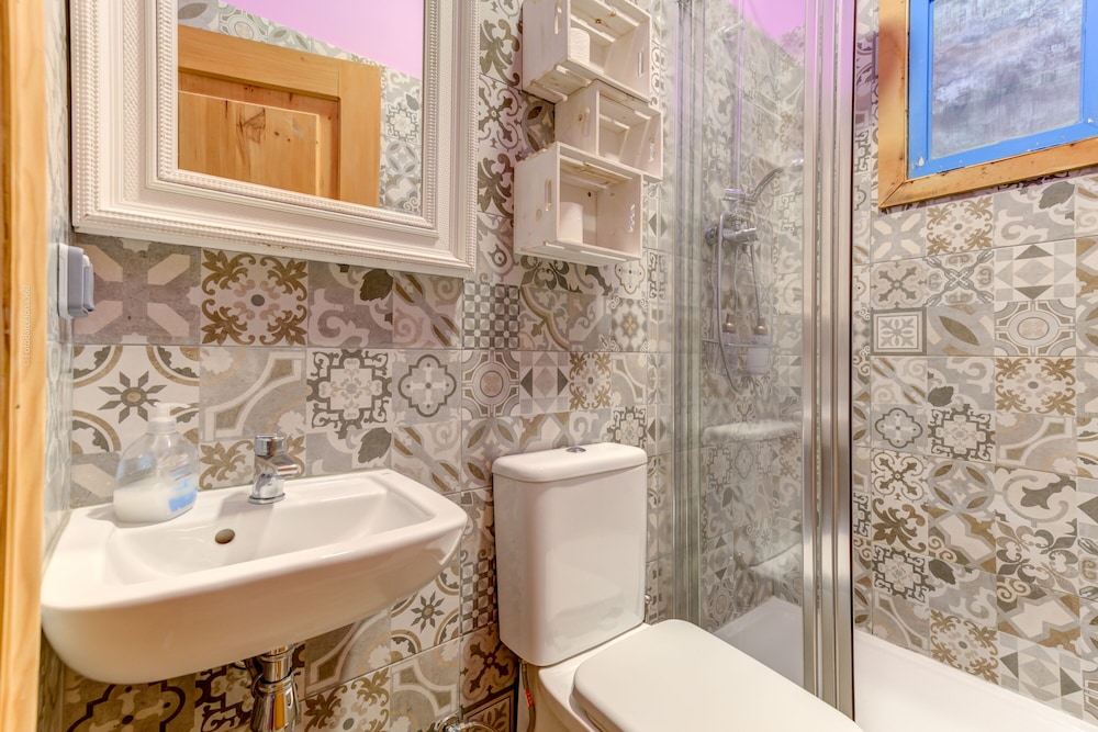 factory suites barcelona