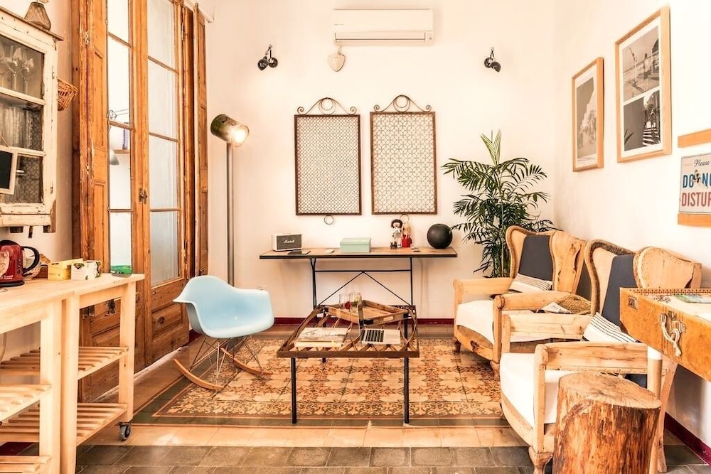 factory suites barcelona