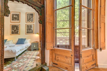 factory suites barcelona