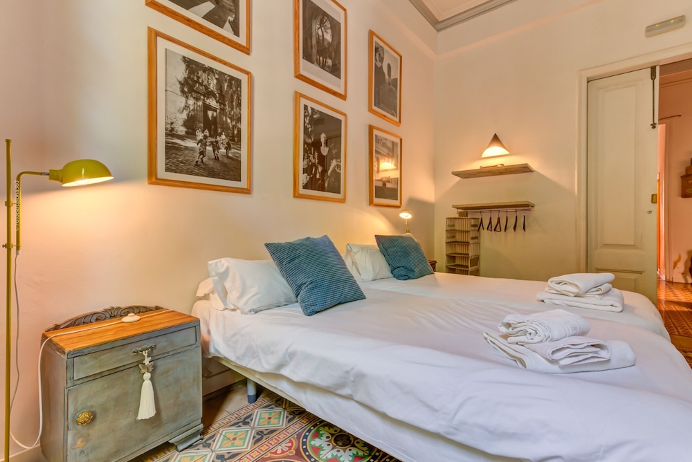 factory suites barcelona