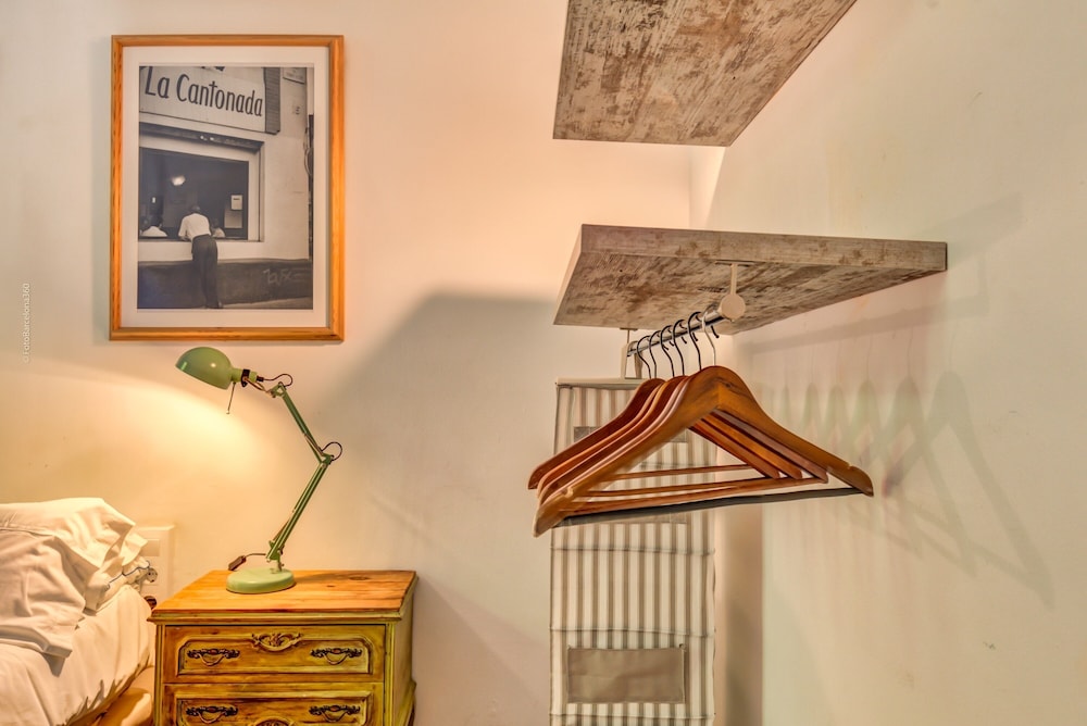 factory suites barcelona