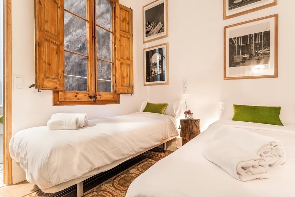 factory suites barcelona