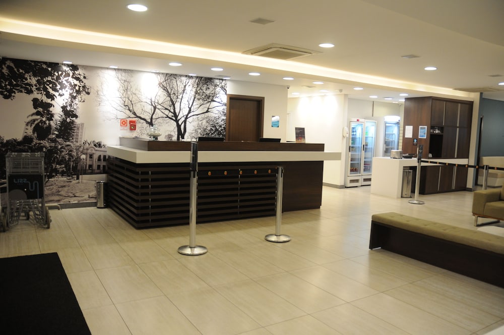 Golden Tower Aeroporto - Lizz - By Fenix Hoteis,Uberlândia>>Uberlandia,3 star