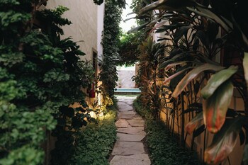 apart hotel flor da mata