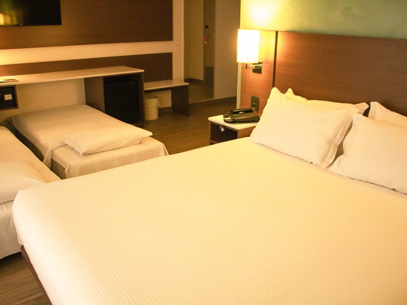 ibis styles curitiba aeroporto