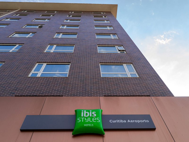 ibis styles curitiba aeroporto