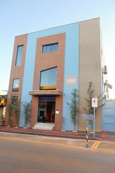 Hotel Borges,Goias State>>Quirinopolis,3 star
