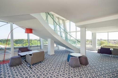 holiday inn southend by ihg