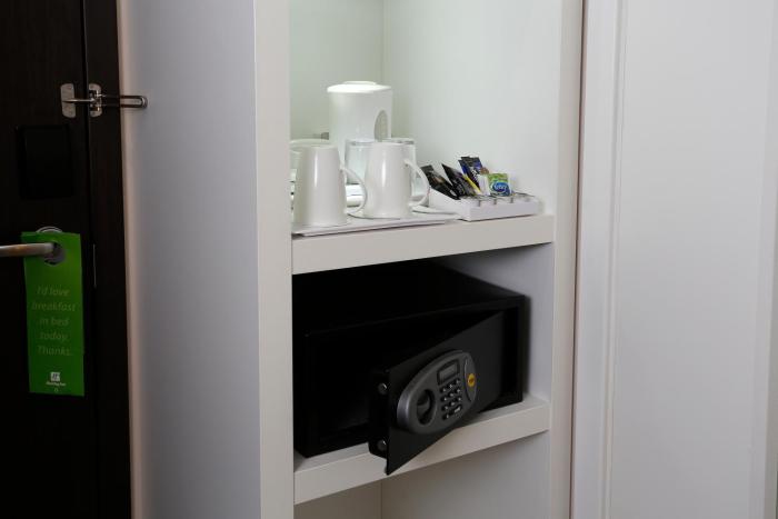 holiday inn southend by ihg