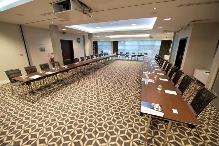 holiday inn southend by ihg