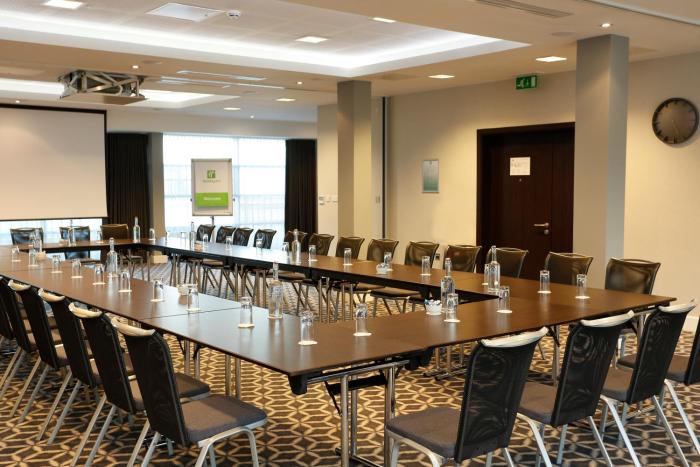 holiday inn southend by ihg