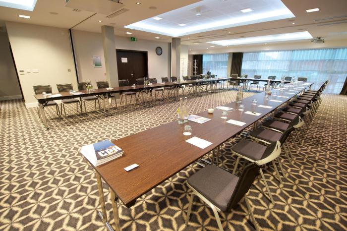 holiday inn southend by ihg