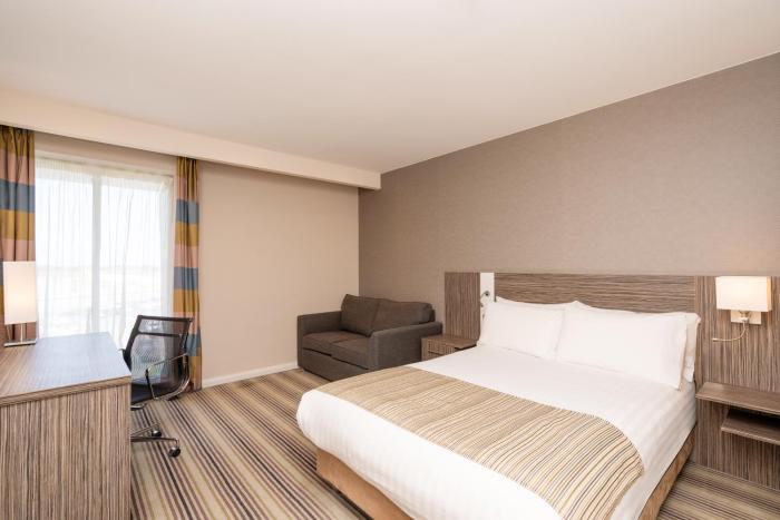 holiday inn southend by ihg