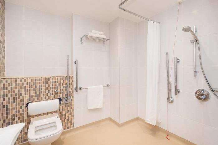 holiday inn southend by ihg